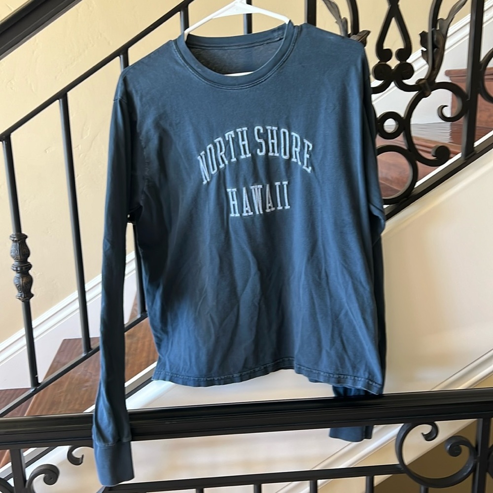 Brandy Melville  Oversized Long Sleeve T Shirt North Shore Hawaii